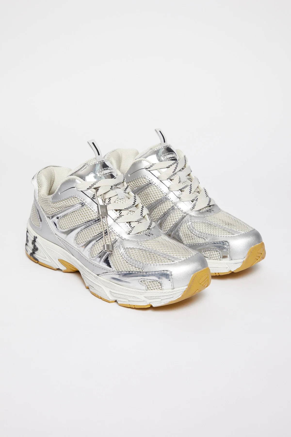 44Label Dragger Sneakers White & Silver