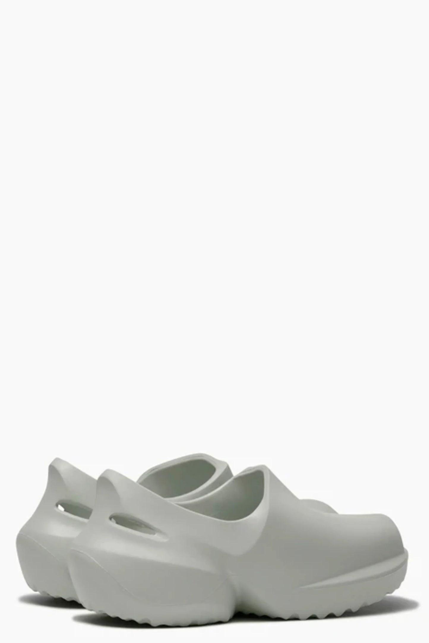 Grounds Clay Light Gray Slippers