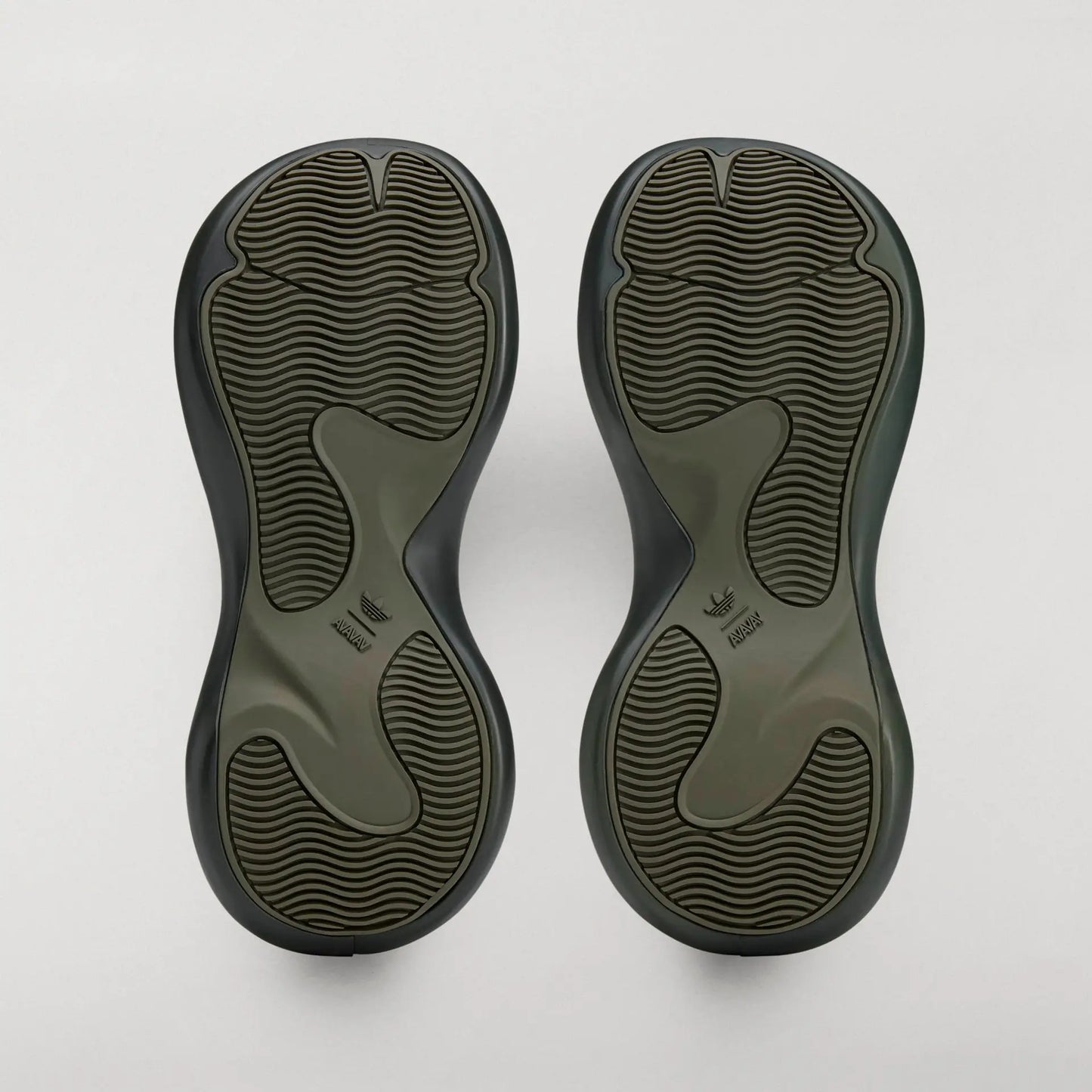 adidas Originals by AVAVAV Moonrubber Sneakers Green