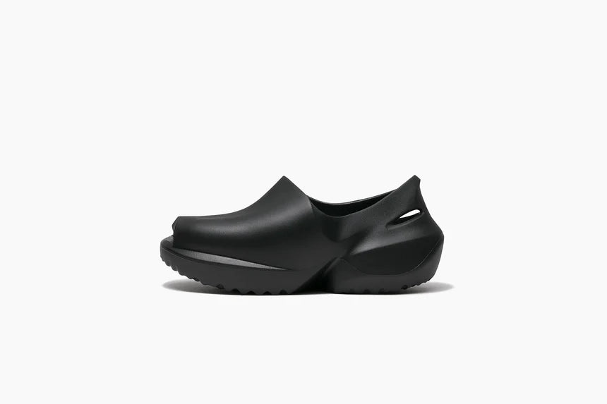 Grounds Clay Black Slippers