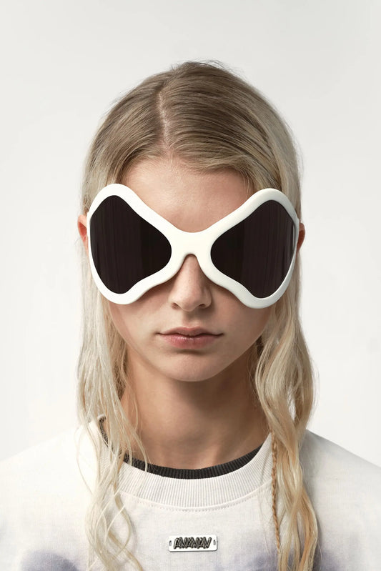 AVAVAV Panda White Sunnies