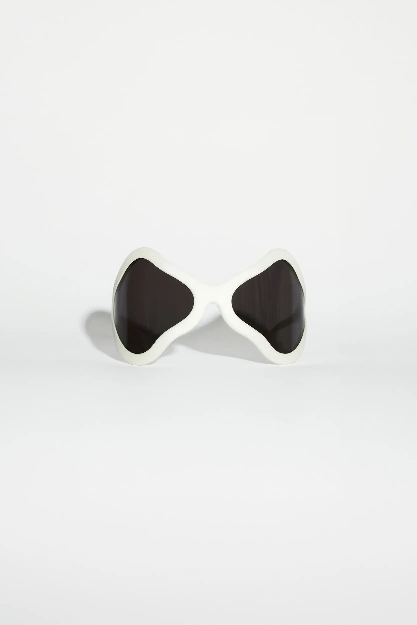 AVAVAV Panda White Sunnies
