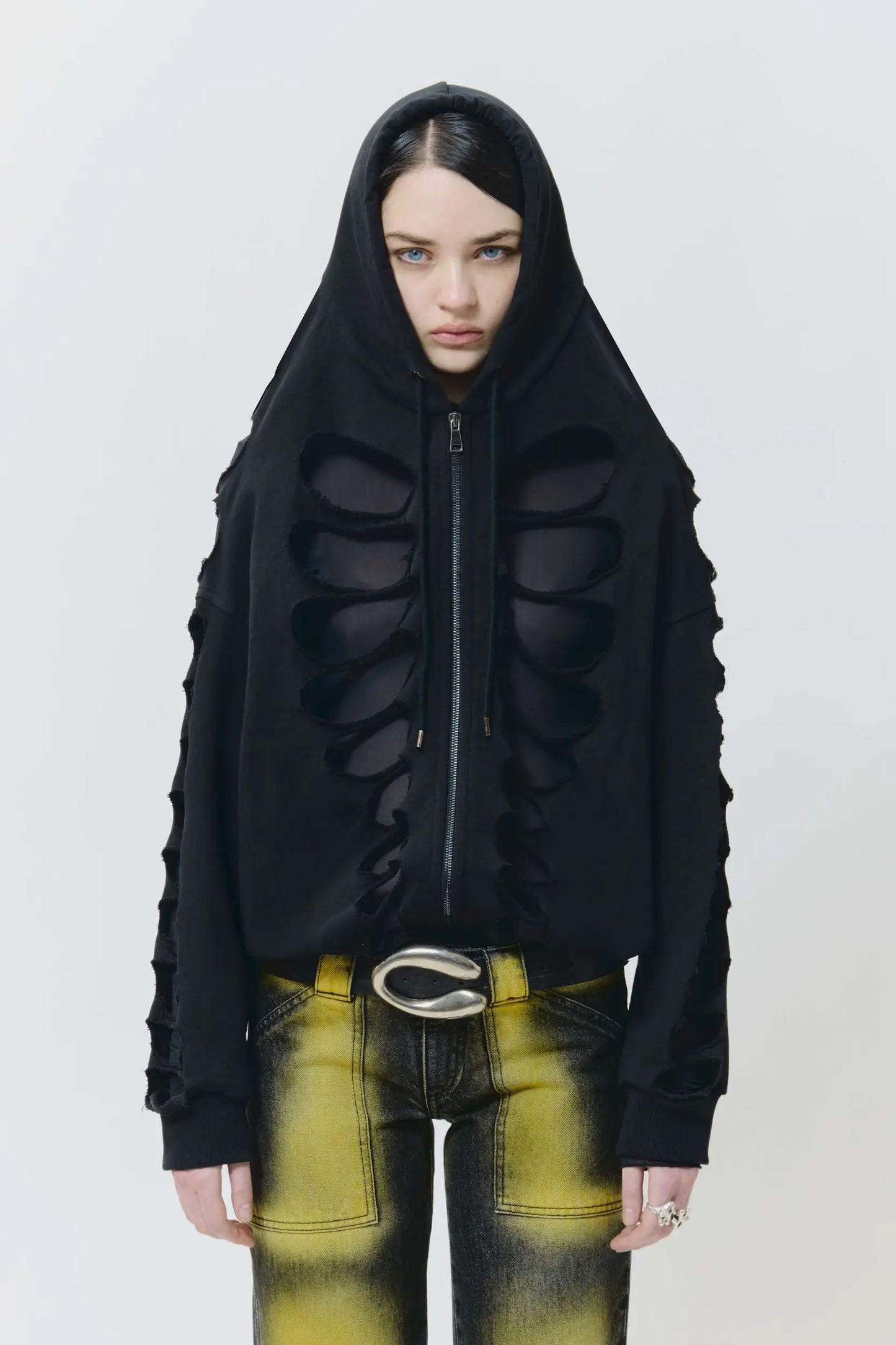 AVAVAV Cut Shoulderless Hoodie Black