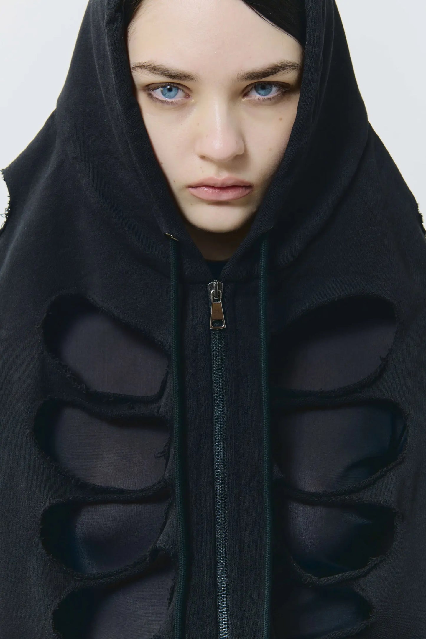 AVAVAV Cut Shoulderless Hoodie Black