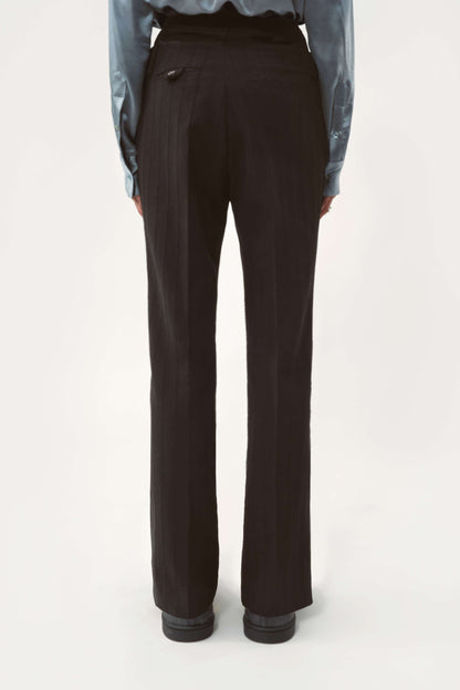 AVAVAV Straight Suitpant Black