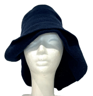 Vuscichè Ester Hat Black