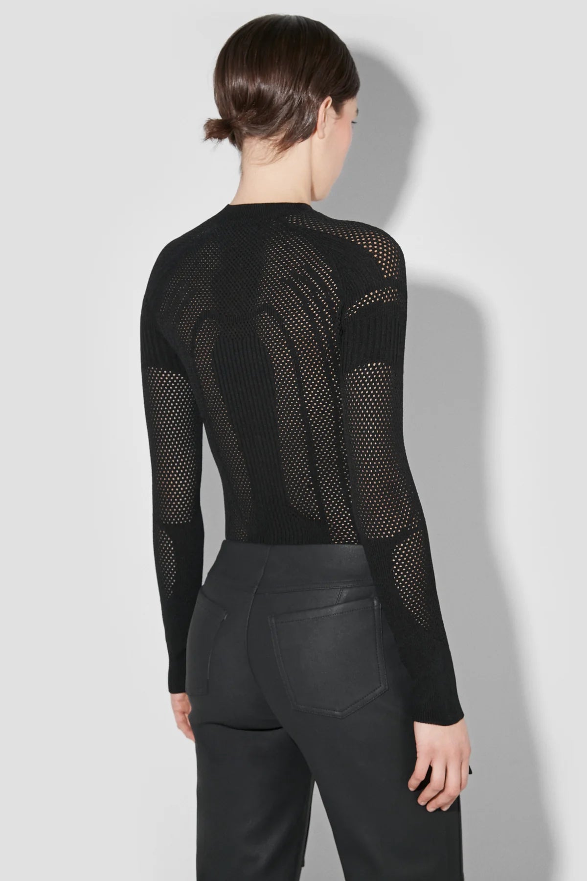 MISSBHV Future Sport Top Black